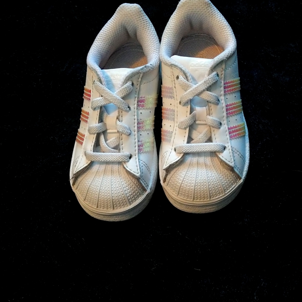 Toddler shoes